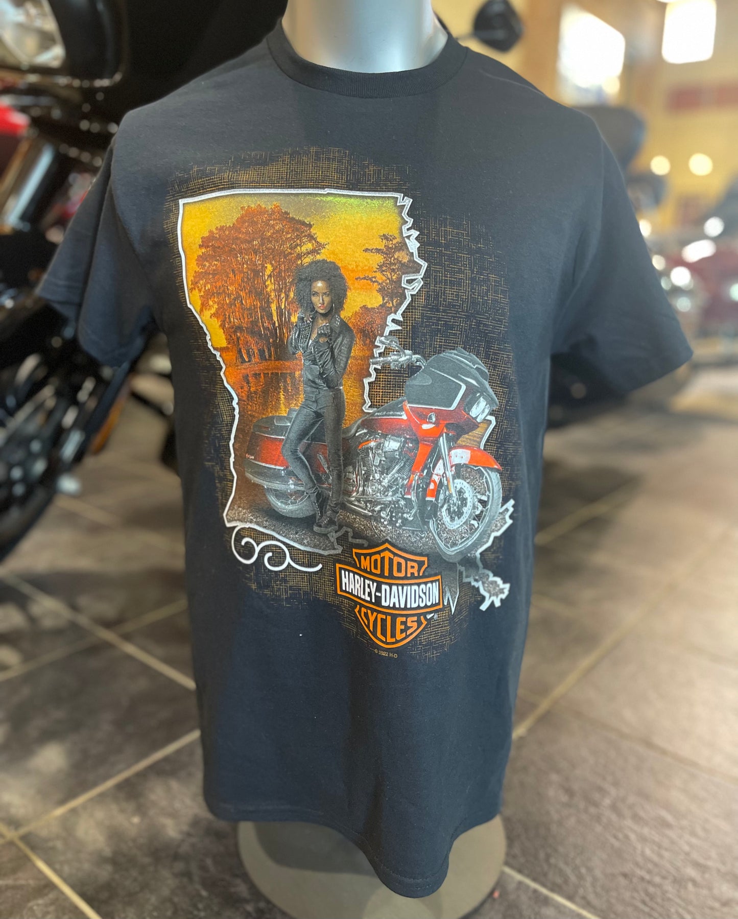 H-D PINUP BLACK Cajun Harley-Davidson  Short Sleeve T-Shirt